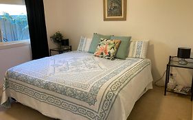 Hosts Offer Home Stay On High King Bed -- Private Home With Private Bathroom